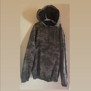 Men’s Camo Windbreaker XS